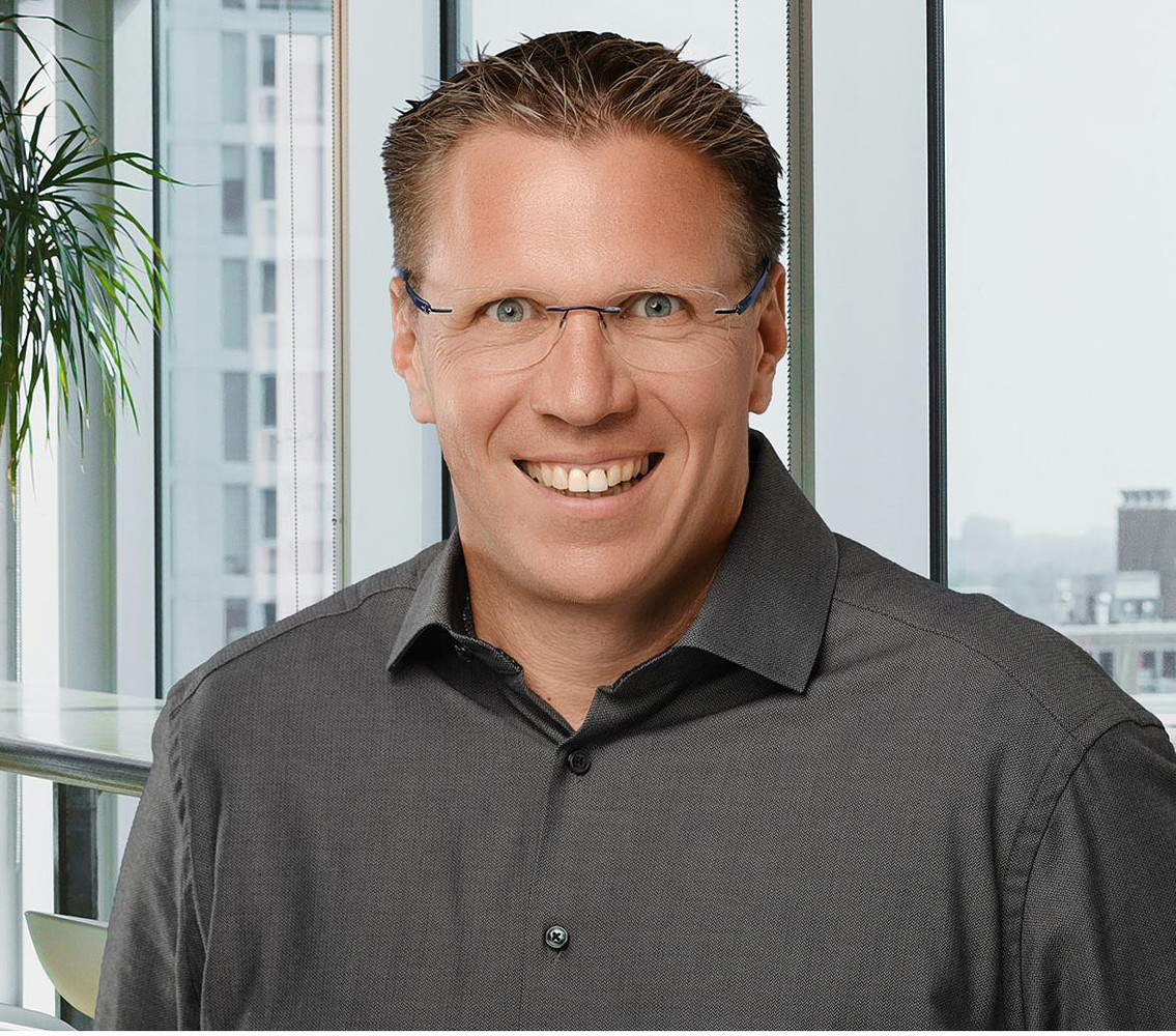 Markus Ostermair, Honorarberater, im Büro